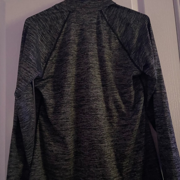 Old navy active sweatshirt - Picture 3 of 3